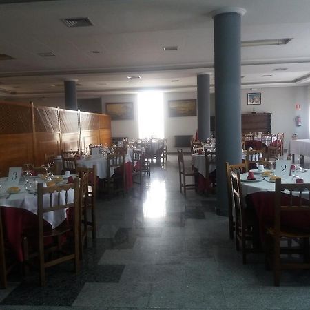 Hostal Botafumeiro Mota del Marqués Екстериор снимка