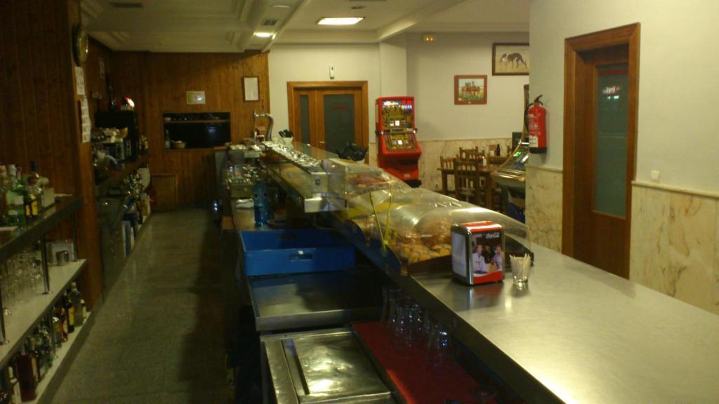 Hostal Botafumeiro Mota del Marqués Екстериор снимка